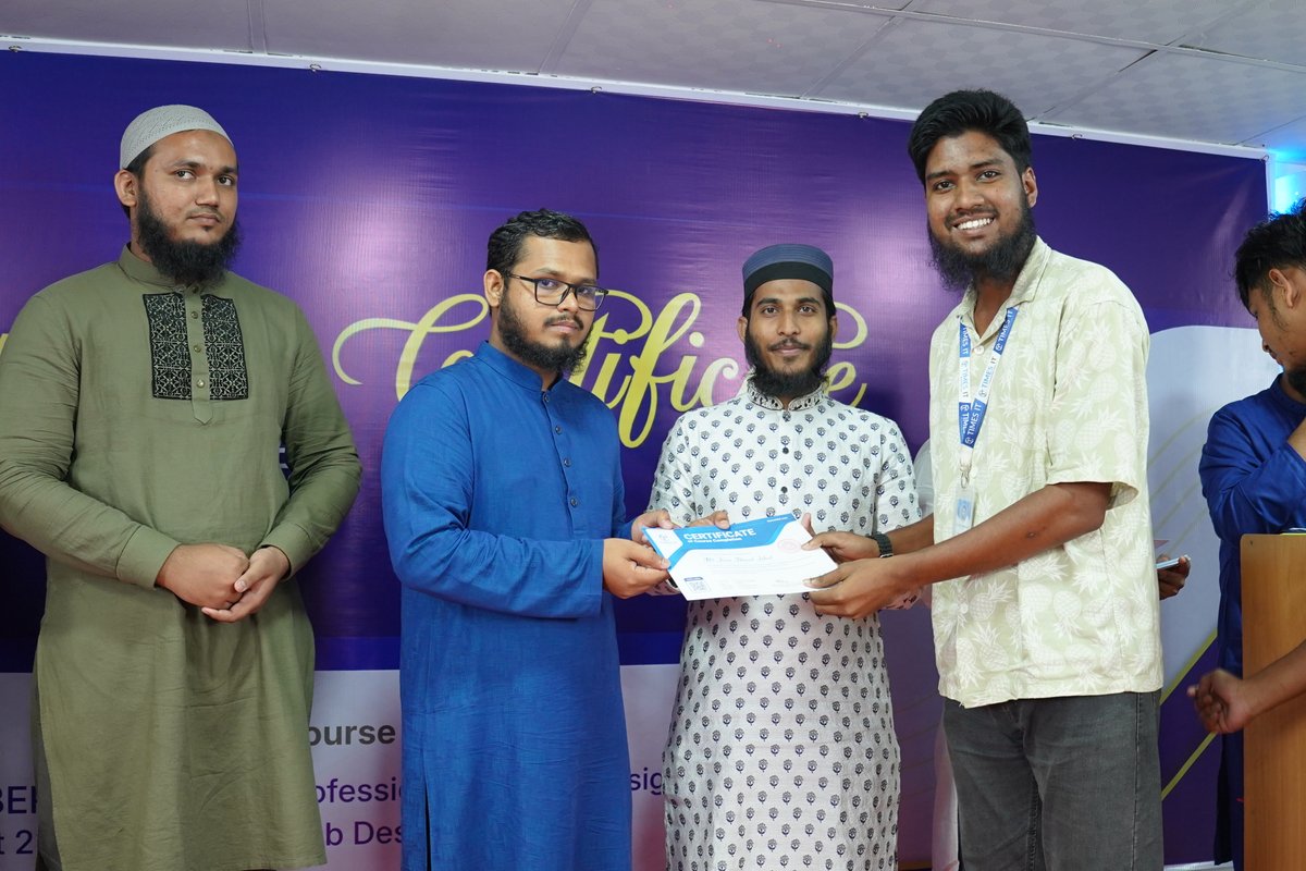 dazerodesign's tweet photo. A Proud Chapter of My Journey! 

Alhamdulillah! Today marks a special milestone — the successful completion of my Graphics Design Course. 

#GraphicDesigner #Graphic #Freelancer #CreativeDesign #USA #certificateauthority #designer https://t.co/45eArYZxAj