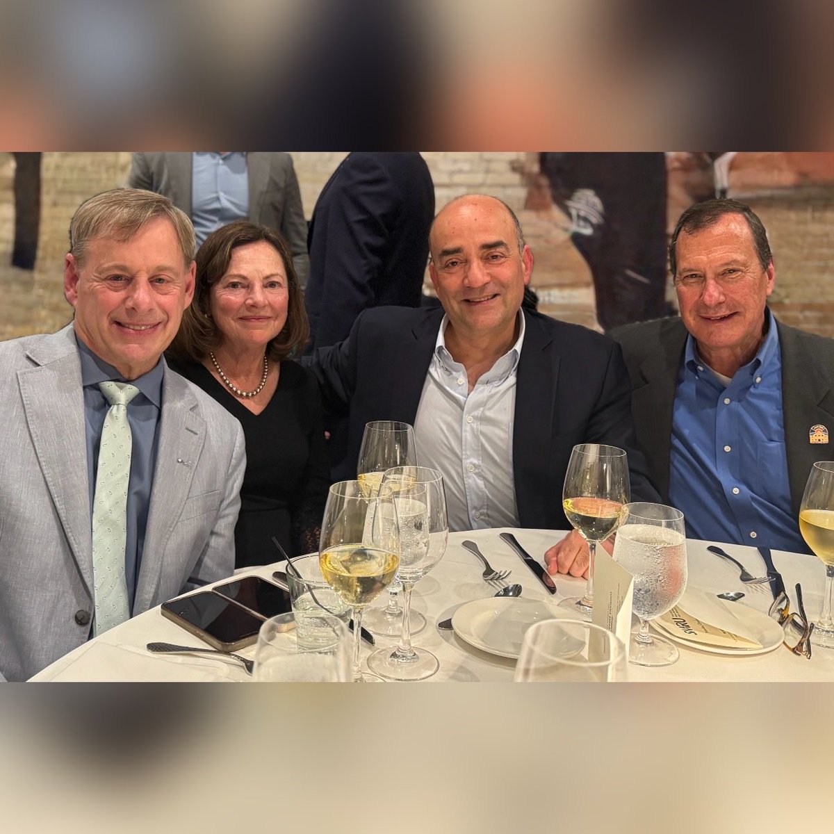 Hossein5555's tweet image. Unforgettable evening at the SMRU-ASRM event in San Antonio, honoring Dr. Peter Schlegel with the Distinguished Service Award and my mentor, Dr. Robert Oates with the prestigious Lifetime Achievement Award. Their groundbreaking contributions to male reproductive medicine will…