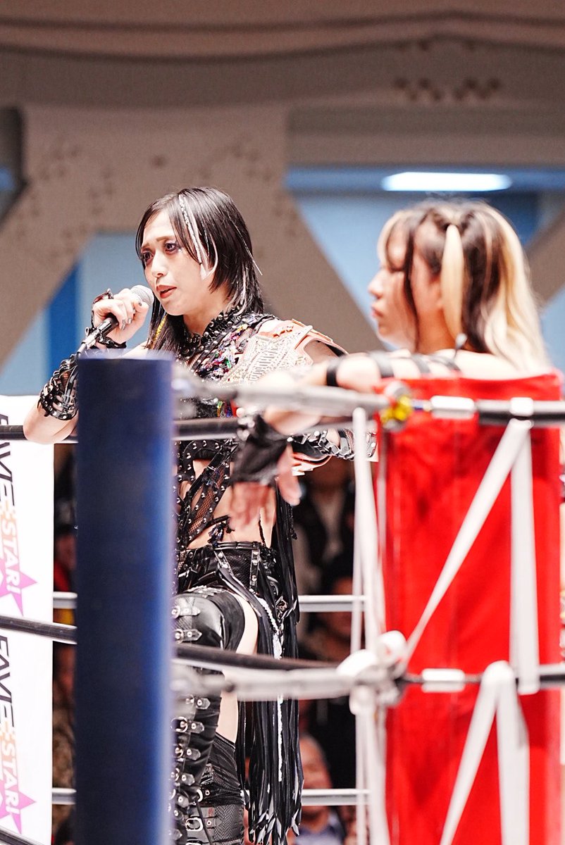 ルーシー 様 EIGHT-G(エイトジー) ルーニーテューンズコラボTシャツ 