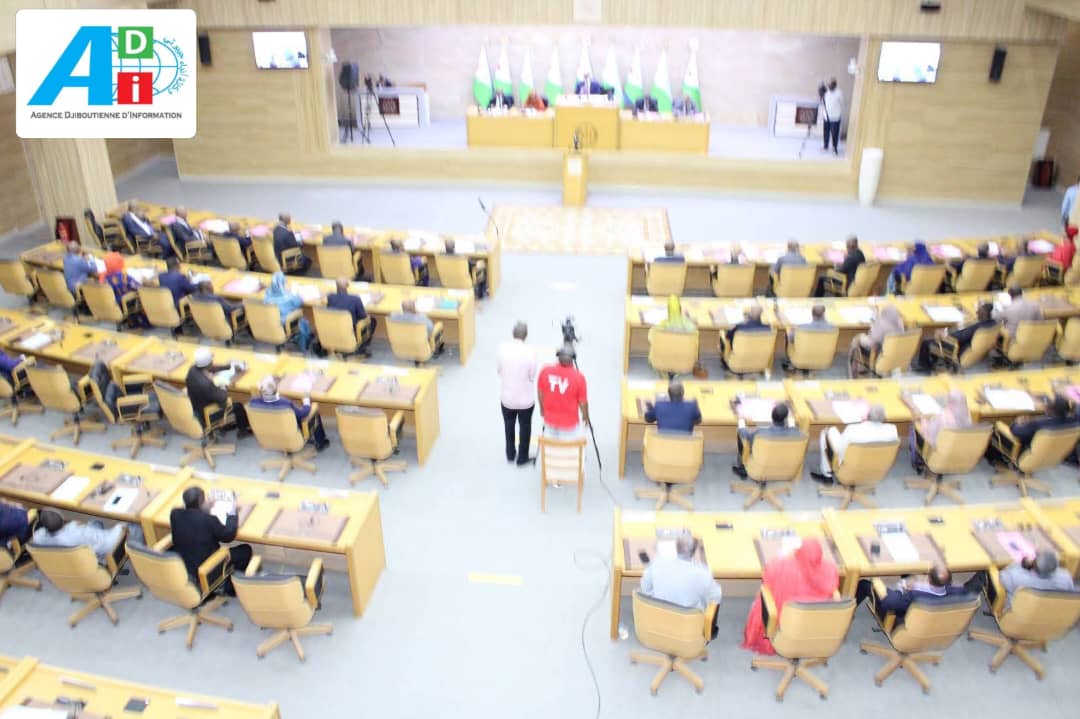 Les Djiboutiens saluent sans réserve le projet de révision constitutionnelle adopté au Parlement

Lire la suite :
adi.dj/index.php/site…