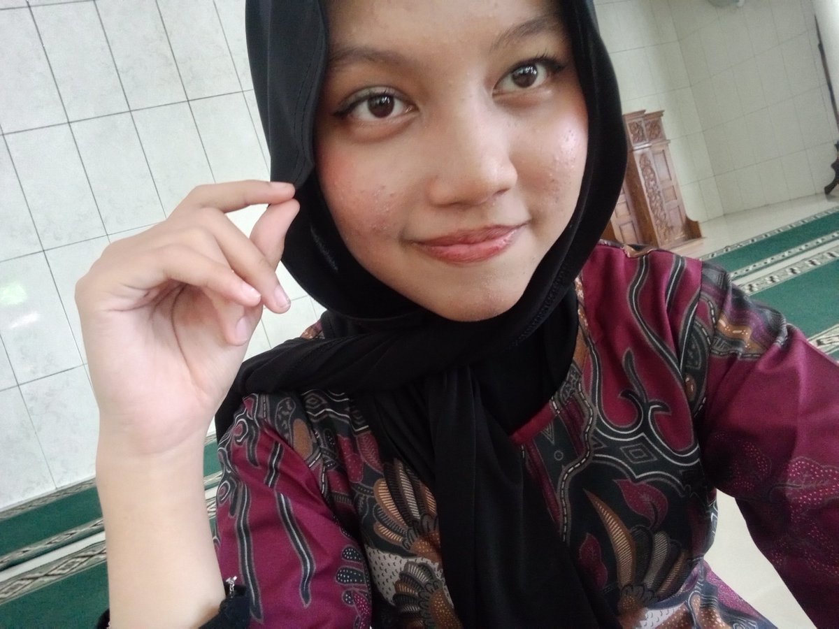 2 outfit check tudey