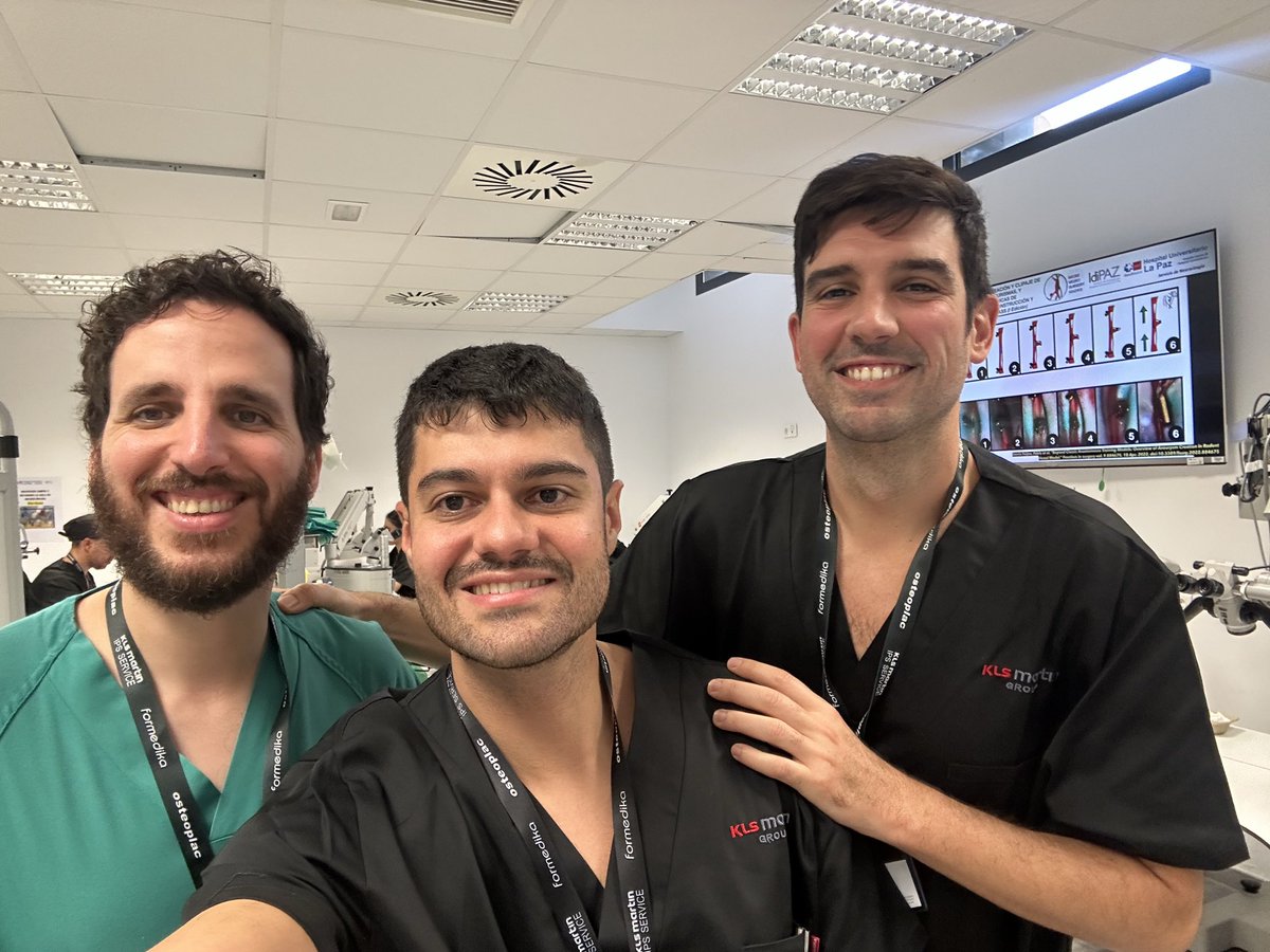 MICRONEUROCIRUGIA VASCULAR EXPERIMENTAL
Day 1
“Young Faculties HACK TRICK” <a href="/Ksao_/">Juan Casado</a> 
#Microsurgery
#Neurosurgery
#Micro
#Lab
#Training
#Bypass
#Aneurysm