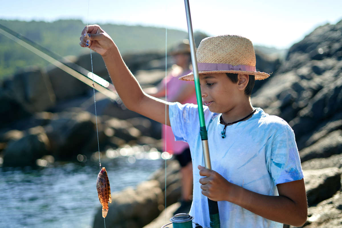 DSplotch0z's tweet photo. Fishing blends challenge with serenity. From reeling in a catch to enjoying the quiet, it’s a balance of excitement and peace. 🎣🌿🌊 #FishingJourney #FishingLife #OutdoorAdventure https://t.co/y441TFaqKK
