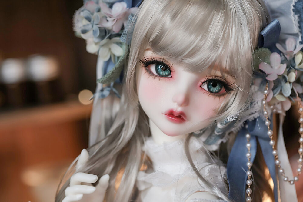 【DOLK×Peak’s Woods】

10体限定で復刻中の
FOC Goldie - FORGET ME NOT ver. Limited はご覧になりましたか？
➡dolk.jp/portal/itemDet…

「真実の愛」という花言葉の勿忘草と人気ドールFOC Goldieが融合・再構築。高潔で清廉な少女をぜひお見逃しなく。

抽選受付は11月3日(月・祝)まで。