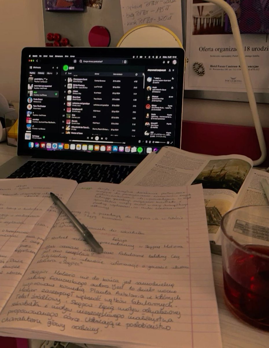 mcytmotivations's tweet image. lexie marie reminds you to do your homework! ♡