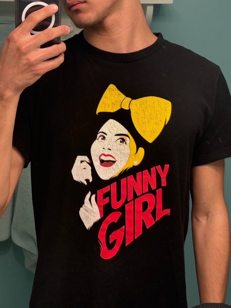 glossymop's tweet image. are you wearing the-
beanie feldstein funny girl shirt? Yeah, I am.