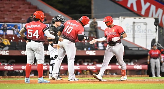 Decoride's tweet image. Leones del Escogido apalean a los Gigantes del Cibao

saturno.com.do/nacionales/202…

Escogido coloca su marca en 2-4 y Gigantes en 0-4

#Beisbol #paliza #jonrones #saturno #saturnodigitalrd #saturnoticias @EscogidoBBClub @Gigantes_Cibao