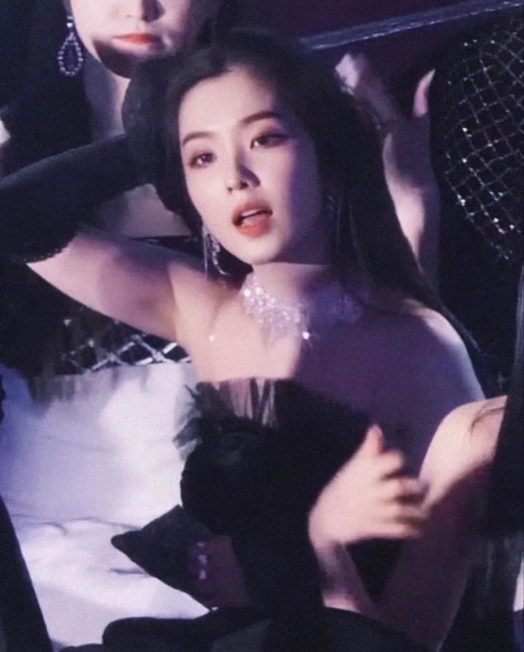 Irene zone 🩷 tweet media