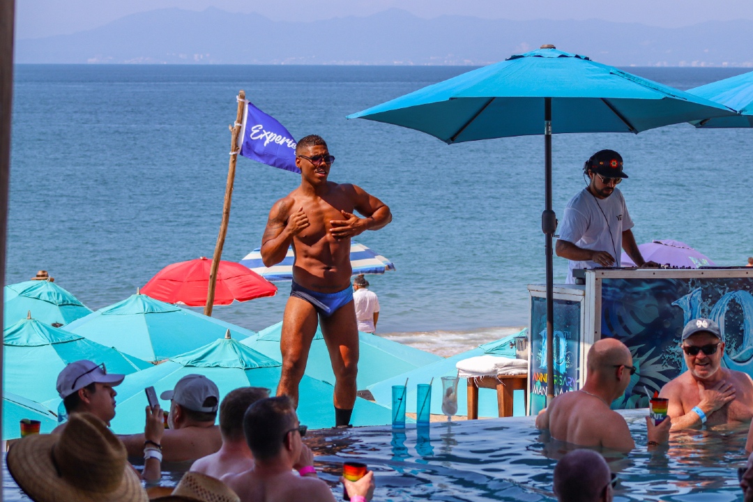 "Feel the energy and let the music move you—Mantamar is where the beats meet the beach! 🎧🌊"

More Info: 📞 +52 322 222 6260
Reservations: bit.ly/reserve-mbc

#GayTravel #PuertoVallarta #Mantamar