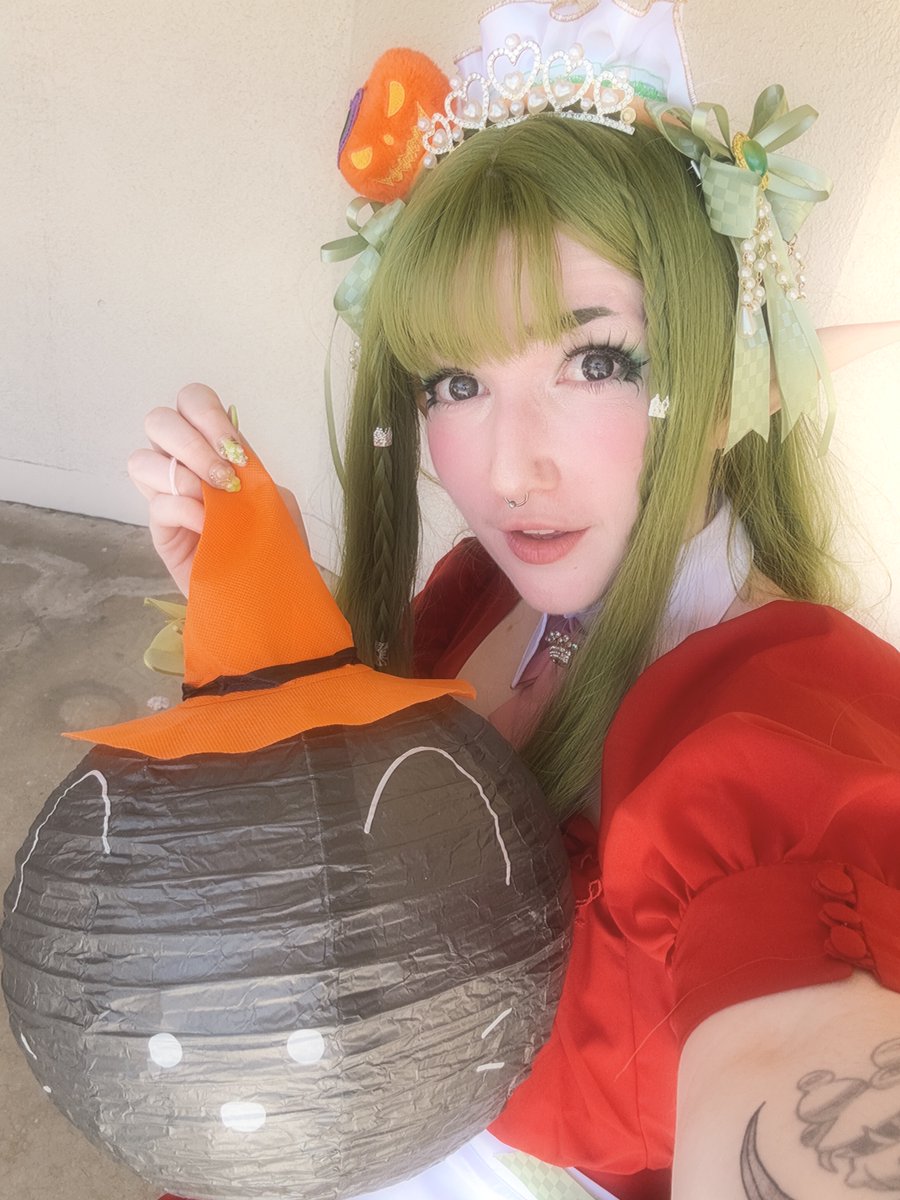 Reign Maid Cafe tweet media