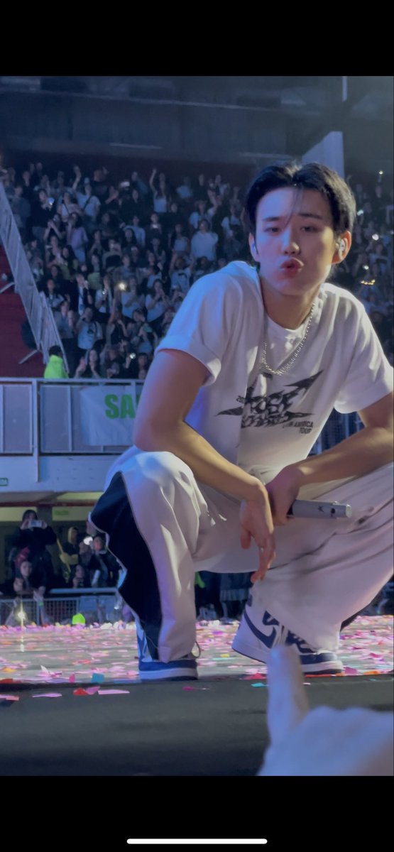 angel de brito empujó a liam payne tweet media