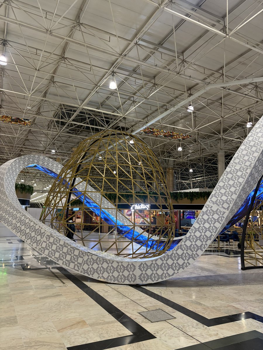 🇷🇼 ✈️ 🇦🇷 for <a href="/EFDevcon/">Devconnect ARG - the first Ethereum World’s Fair</a> with <a href="/LiskHQ/">Lisk</a> 🔒