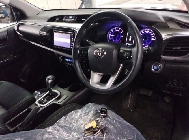 Ready to ship from Japan to Uganda 🇯🇵🇺🇬

2019 / AT / Toyota / Hilux / GUN125 / 52,500km

‼️Available today‼️
$26,000 CIF Mombasa 

Call/Whatsapp 0754565822