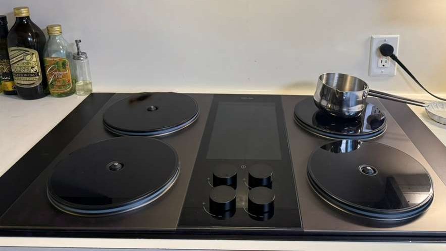 Garen Checkley tweet media