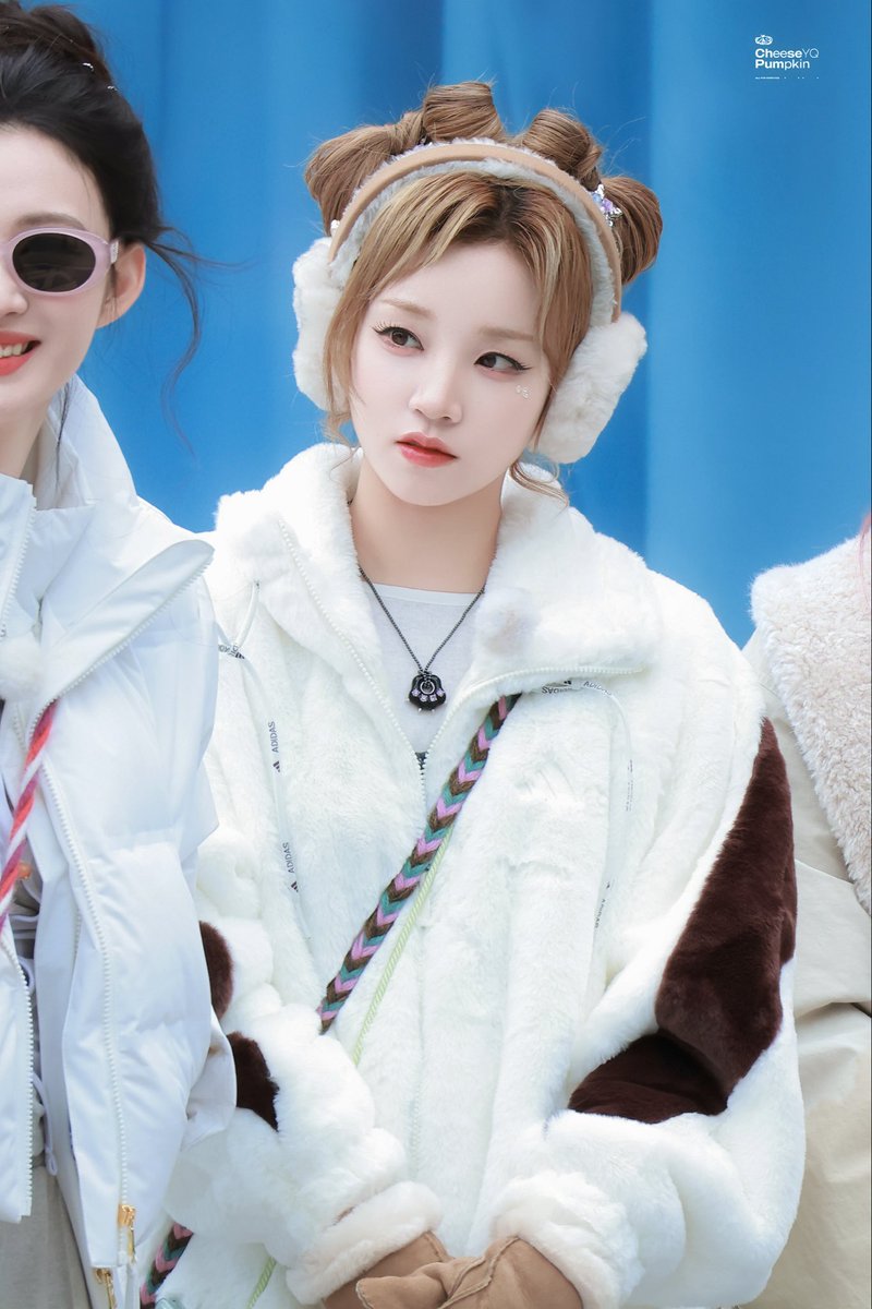 CheesePumpkinYQ's tweet photo. 【20251028】奔跑吧⏺️

#우기 #宋雨琦 #YUQI https://t.co/YMuLe2b2zp