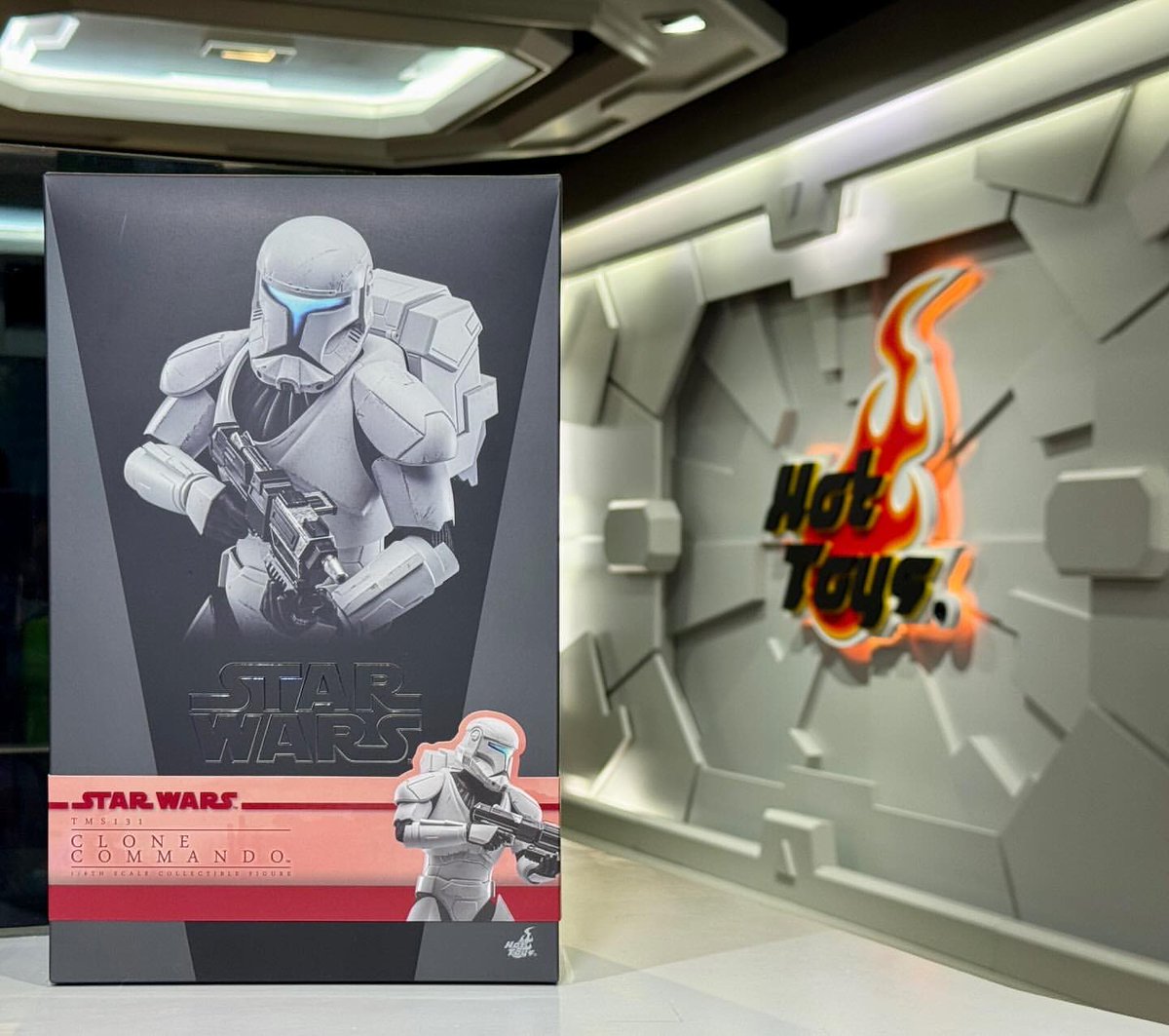 ホットトイズ PLIG024N ライトボックス スター・ウォーズ反乱軍シンボル ホットトイズ・ライトボックス】『スター・ウォーズ』反乱軍