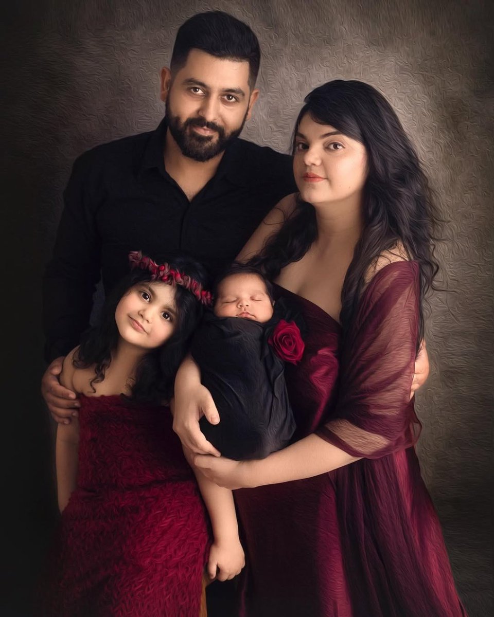 SienaLena93930's tweet image. Family Photo Editing Services | Philippines

Background removal, shadow enhancement, toning, cropping, color correction, eliminating undesirable photographs, and changing light and depth are all examples of family photo editing techniques.

#FamilyPhotoRetouching #PortraitRetouch