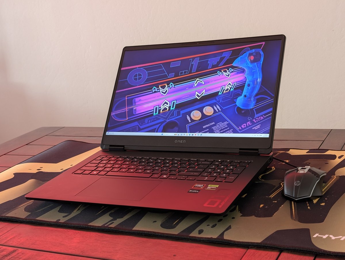 nbc_net's tweet image. HP Omen 17z gaming laptop review: Hot performer with cool temperatures dlvr.it/TNwRL8 #HPOmen #GamingLaptop #LaptopReview #MidrangeGaming #TechReview