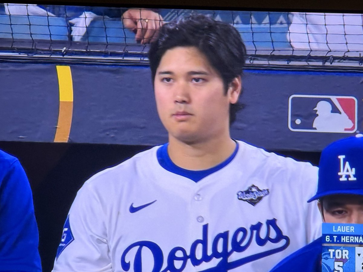 How do you say “I dare you motherfuckers to pitch to me” in Japanese?