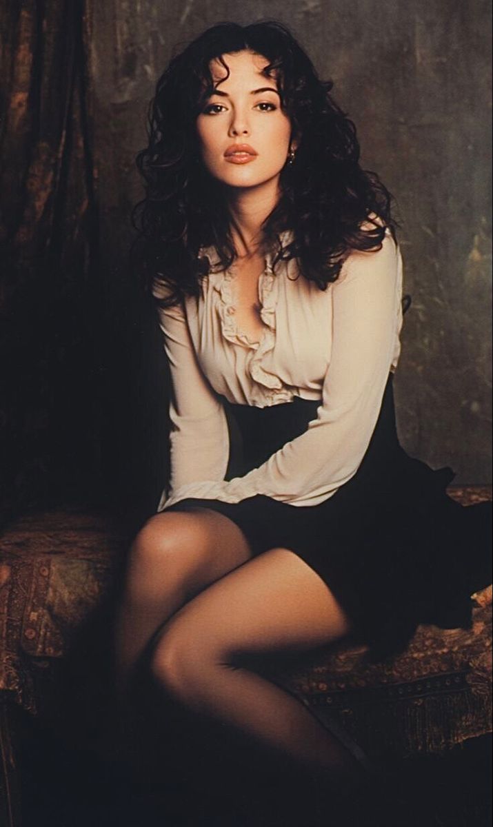 Pronto amanecerá y vendrán las prisas del día; abandonaré el refugio de la noche. Me beberé el café pensando en ti y, tal vez, le haga una foto al día para regalarte, cuando lo que realmente quiero darte es mi vida.

Buenos días a tod@s 😘