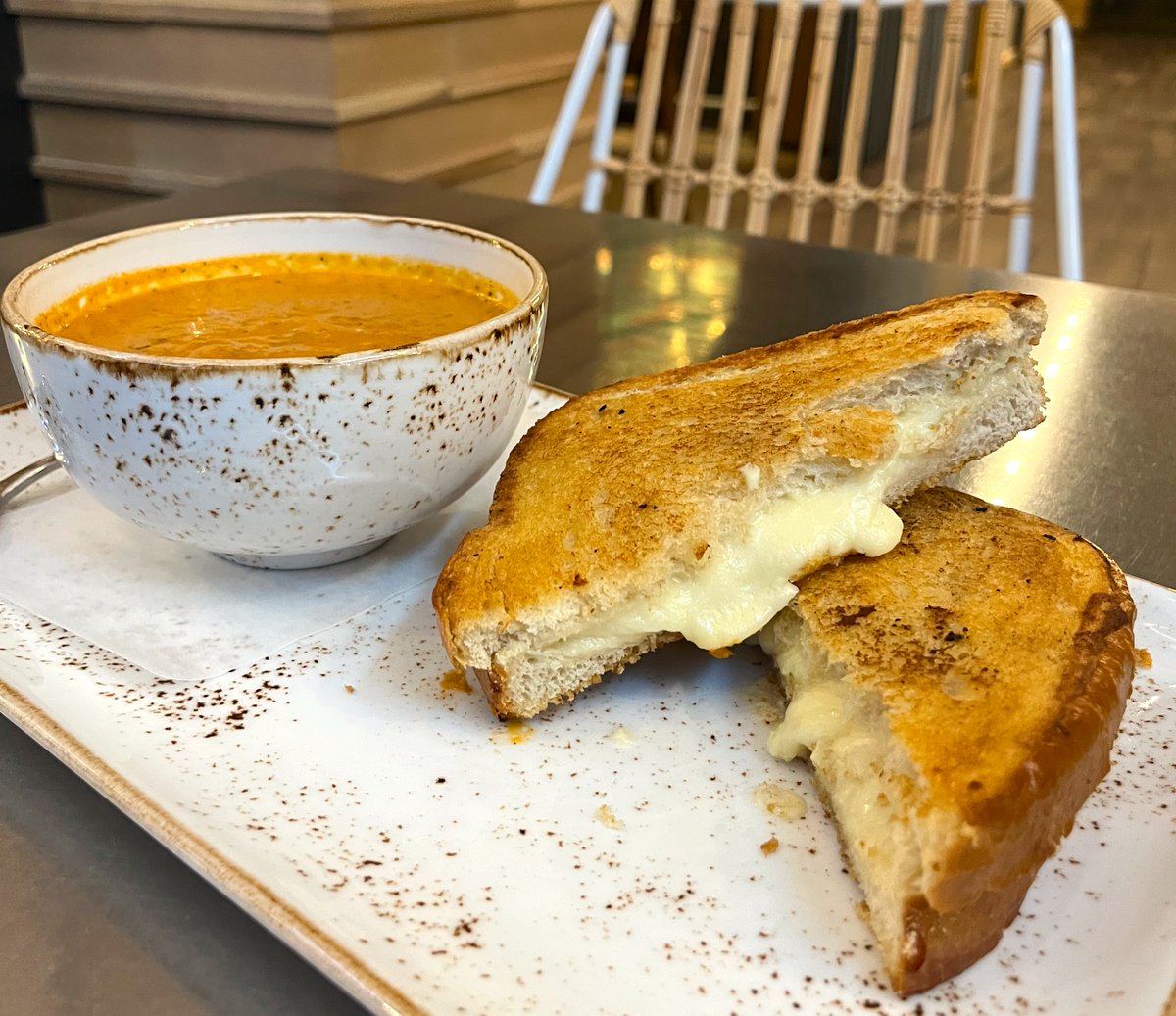 Cozy season is here, and Little Fib is ready. Blanket your senses in the warm embrace of our Grilled Cheese and Tomato Soup combo that even your own mother couldn’t replicate. 

Reserve your spot now: spr.ly/6013A91lf  

#RenNash 
#RenHotels 
#NashvilleFood
