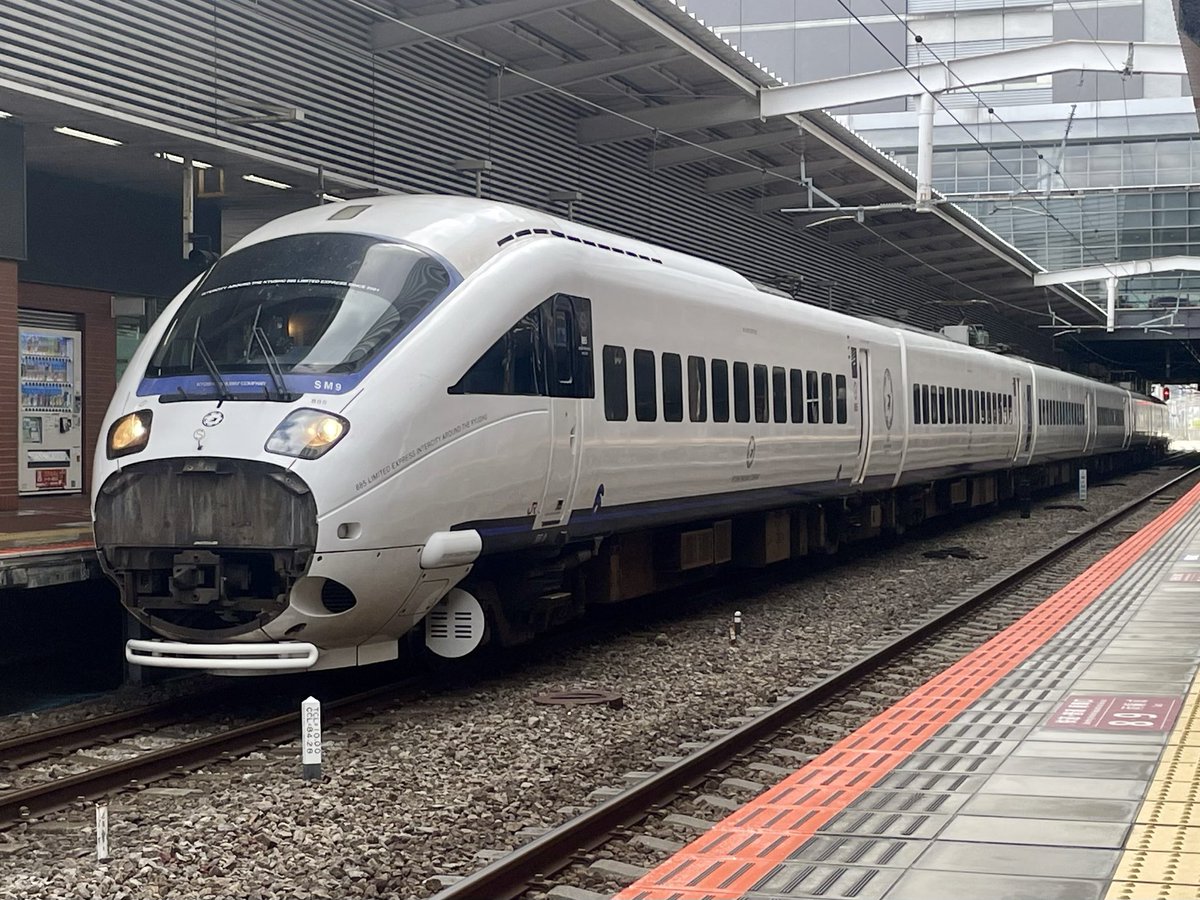 やまにゃん Qiheng W Megaminx - New upgrade, new speed - YouTube