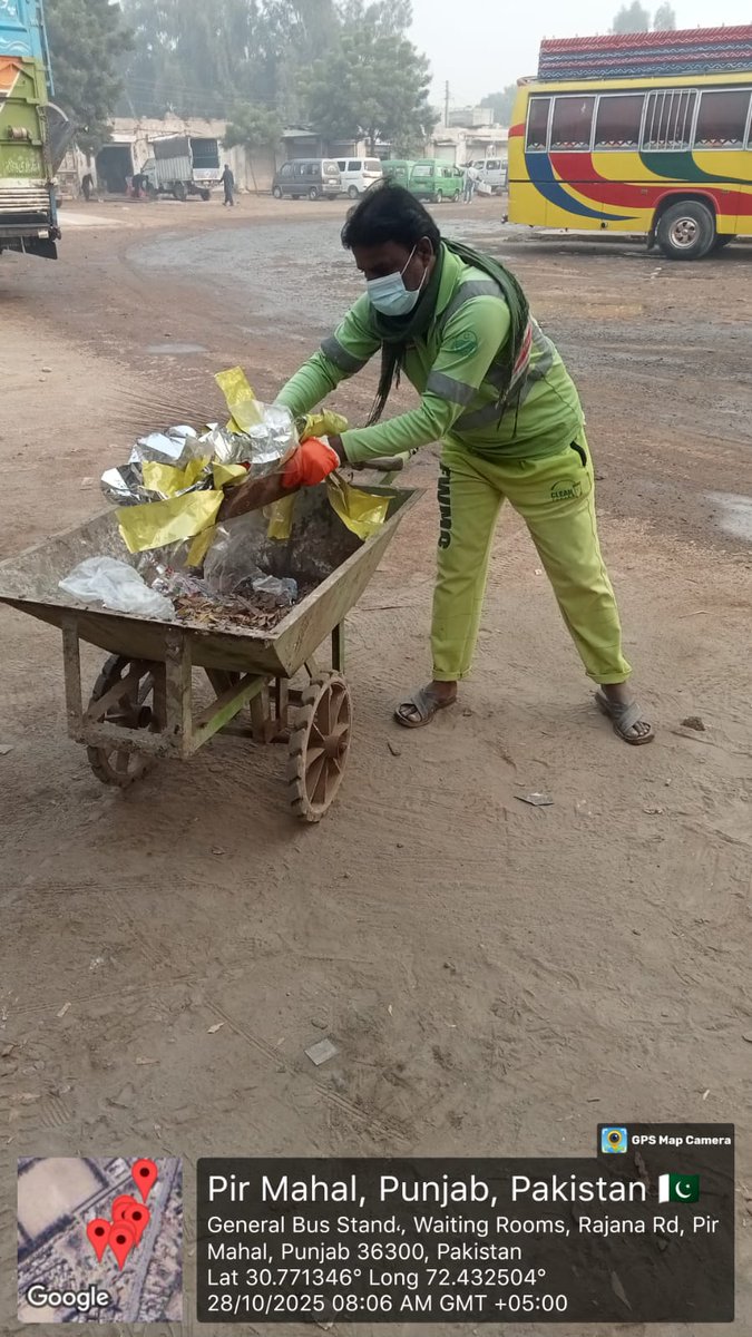 SuthraPPirmahal's tweet image. 🚏 Bus Stops Cleaning

وزیراعلیٰ پنجاب مریم نواز شریف صاحبہ کی ہدایت پر تحصیل پیرمحل کے بس اسٹاپس پر صفائی اور آرائش کا کام جاری ہے۔
صاف بس اسٹاپ، خوبصورت پیرمحل 🌼
#CleanPunjab #BusStops #MaryamNawaz #Pirmahal