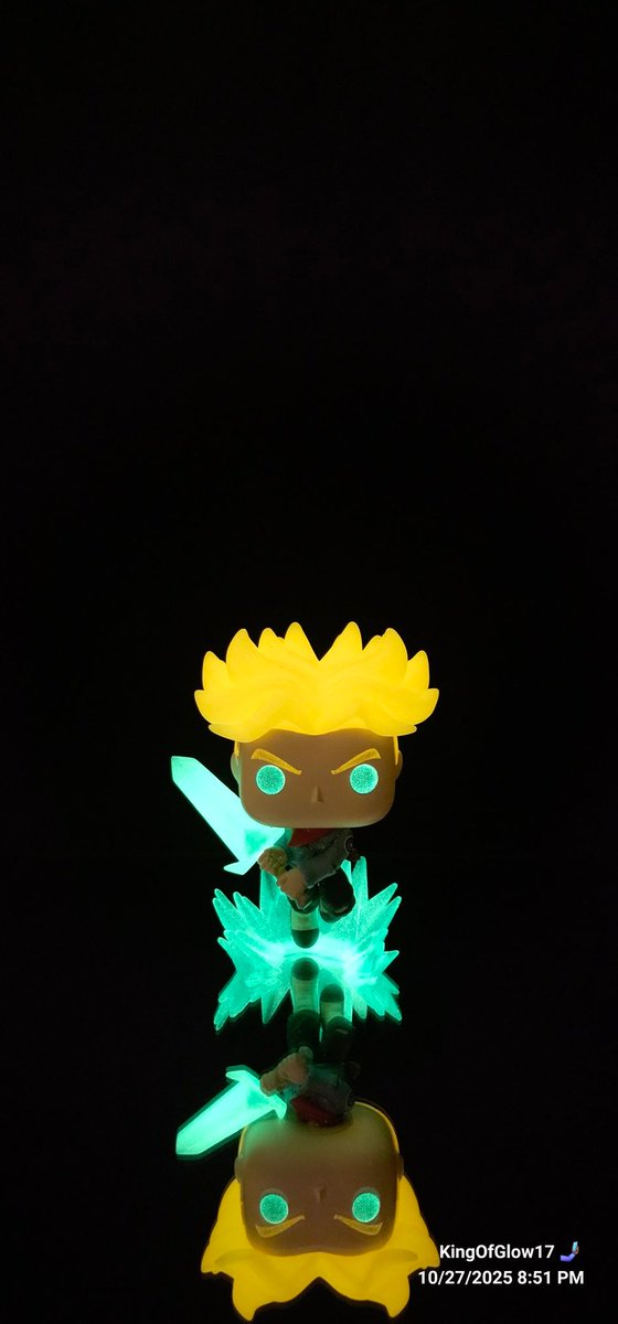 DMungu17's tweet image. Pop! Animation (1281). DragonBall 超: Super Saiyan Trunks with sword #amazon glow-in-the-dark exclusive. Vs Fused Zamasu fight 》》》》》》

#funko #funkglow #funkophotography #funkoanime #FunkoPopVinyl #exclusive #dragonball超 #trunks #fusedzamasu #fight #funkoglow #FunkoPops