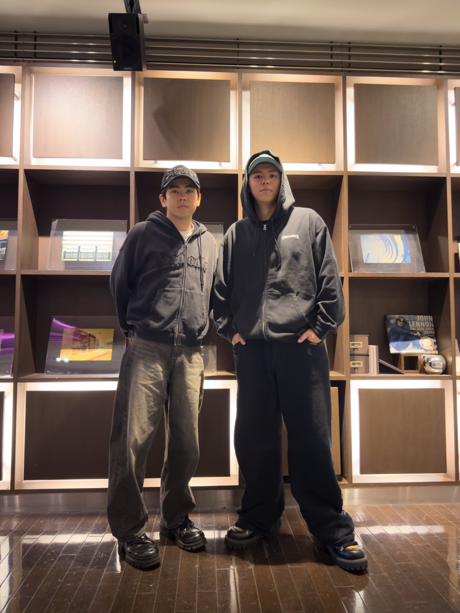 ☕️Sanrio SMILEY SMILE ☕️

夜21時半にオープンする純喫茶「スマイル」

今夜は…
 #LEO さん（<a href="/BEFIRSTofficial/">BE:FIRST</a>）
    ×
#黒崎煌代 さん

「J-WAVE × BE:FIRST SPECIAL COLLABORATION DAY」
プレゼントがあたるキーワードの発表も！

#radiko はコチラから
radiko.jp/share/?sid=FMJ…

#ss813 #jwave