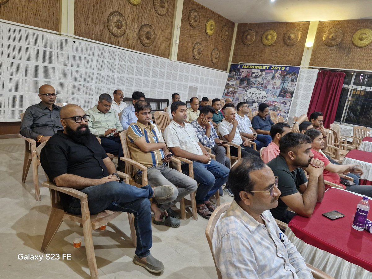 mriganka_dr's tweet photo. #cme / #ContinuedMedicalEducation helps us keeping updated in the recent advancement in different fields of medicines. Last evening ,in a lecture delivered by eminent Psychologist Dr. #JayantaDas
📍IMA House, Nalbari https://t.co/FMigKwLyHw