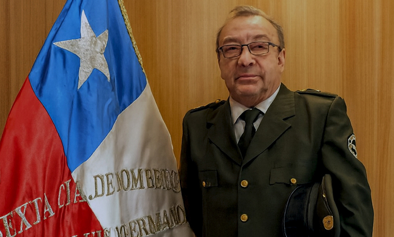 Actualidad regional | Pesar en Barrio Puerto por fallecimiento destacado vecino y voluntario de Bomberos elinsular.cl/noticias/los-l…