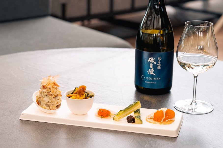 高輪ゲートウェイ駅で日本酒「磯自慢」の特別イベントを開催します