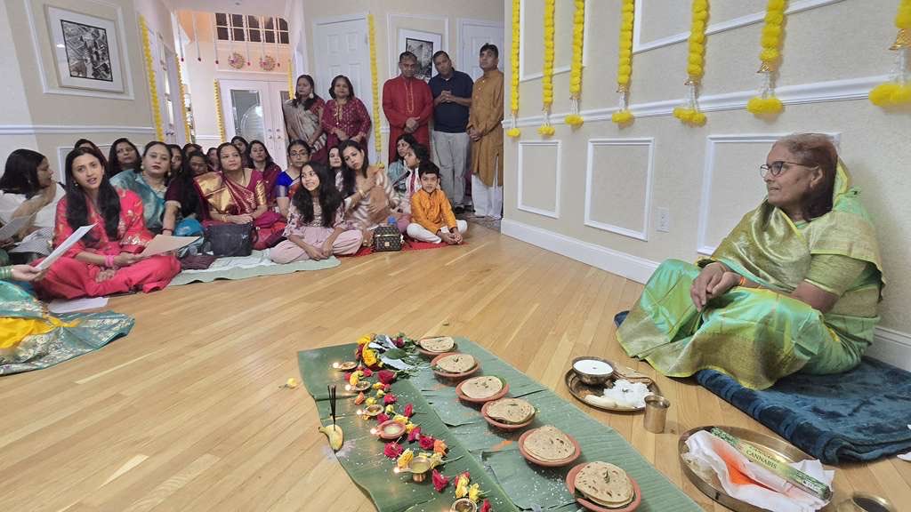 umashankarsingh's tweet image. बिहार झारखंड एसोसिएशन ऑफ नॉर्थ अमेरिका (BJANA) एवं बिहार फाउंडेशन यूएसए ईस्ट कोस्ट (ETZ) के सदस्यों और प्रवासी बिहार-झारखंड समुदाय ने पूरे न्यू जर्सी में अत्यंत श्रद्धा और उत्साह के साथ छठ खरना पूजा का आयोजन किया।