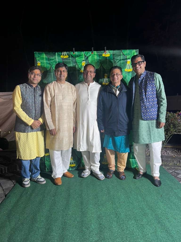 umashankarsingh's tweet image. बिहार झारखंड एसोसिएशन ऑफ नॉर्थ अमेरिका (BJANA) एवं बिहार फाउंडेशन यूएसए ईस्ट कोस्ट (ETZ) के सदस्यों और प्रवासी बिहार-झारखंड समुदाय ने पूरे न्यू जर्सी में अत्यंत श्रद्धा और उत्साह के साथ छठ खरना पूजा का आयोजन किया।