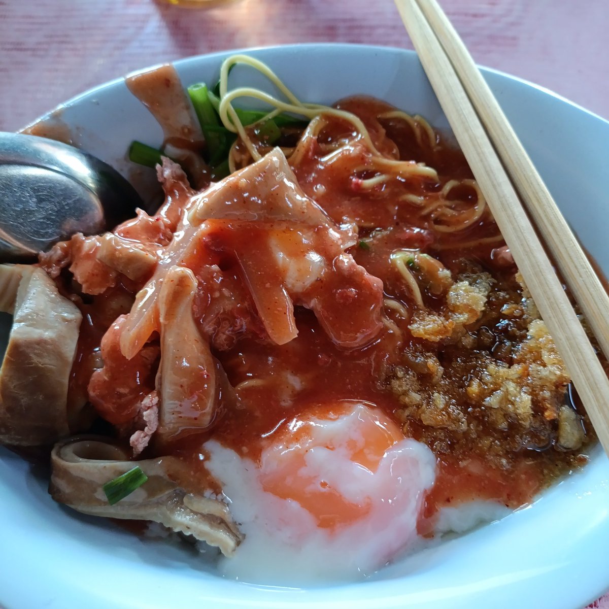 NAziSus2's tweet photo. มีใครสนใจสุกี้หม้อรวมกันไหม...😆🤭

#ตาก #เมืองตาก https://t.co/YWVojUq2pP