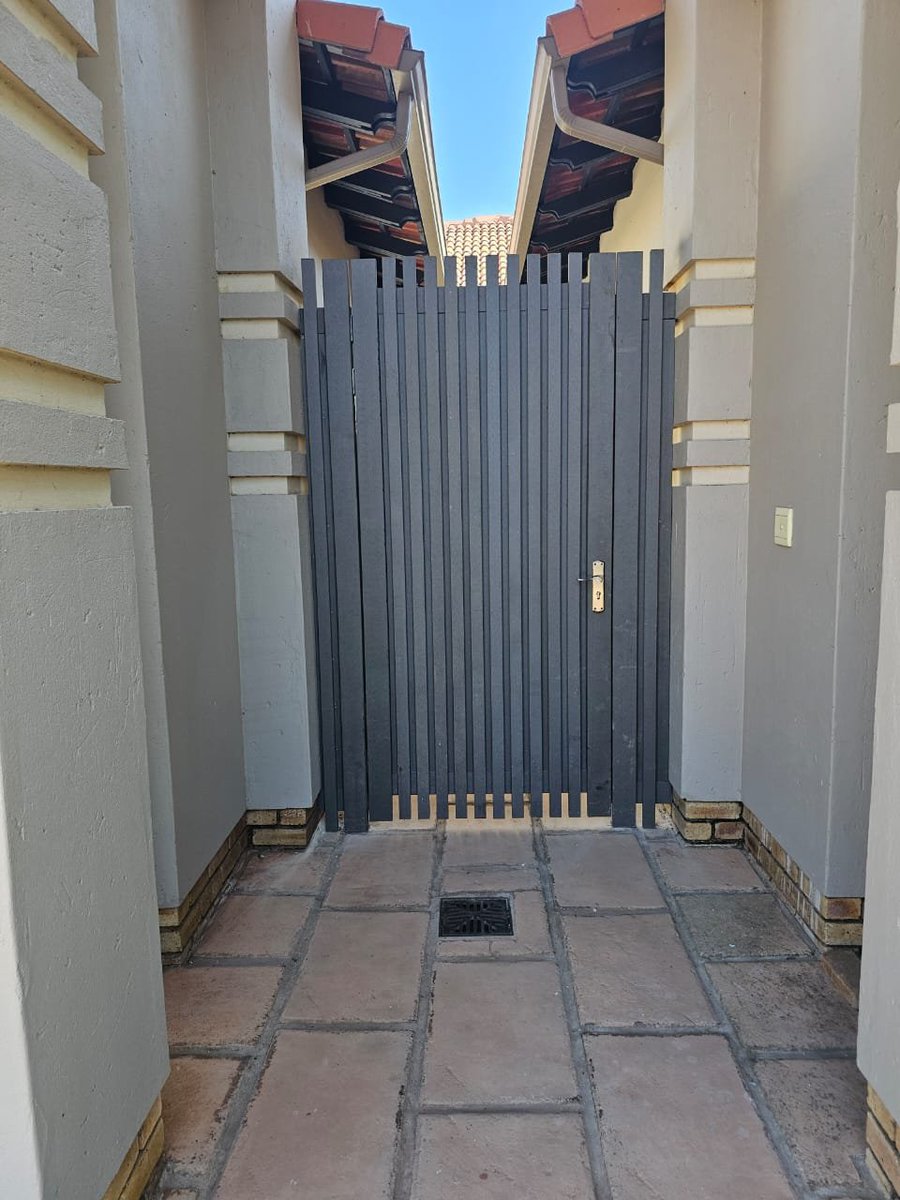 DesignAPretoria's tweet image. We Design, Manufacture and Install - Steel, Stainless Steel &amp;amp; Glass Balustrades, Driveway Gates, Fences, Security Doors, Burglar Bars, Decks and much more...