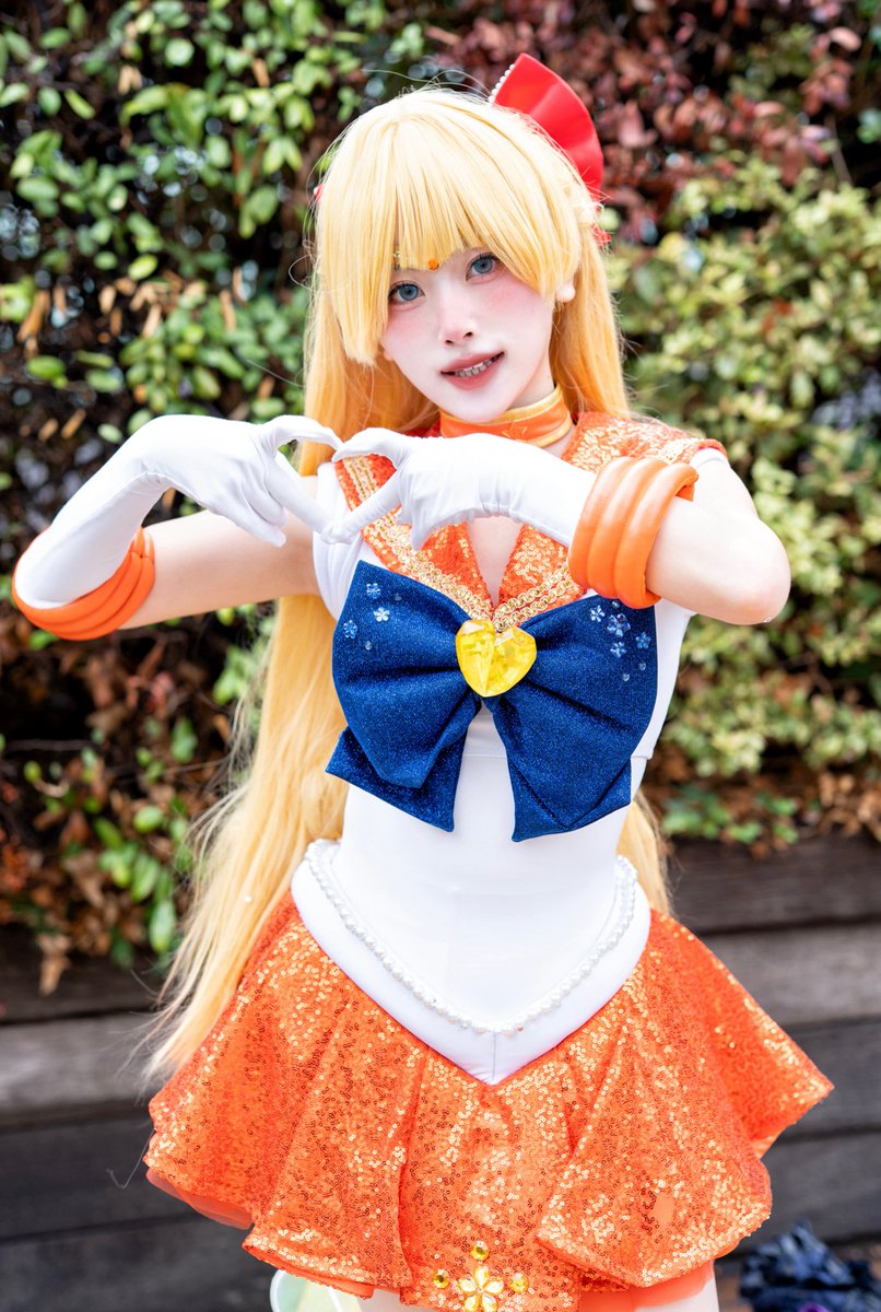 セーラームーン/セーラーヴィーナス♀

愛の天罰、落とさせて頂きます🧡

 #SailorMoonCosplay  
 #セラムンコスプレ部
