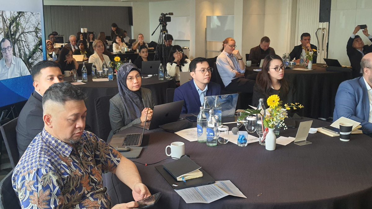 C_Bahuet's tweet image. Foundations &amp;amp; the private sector are development cooperation agents, increasingly working with #UNDP in #Asia-#Pacific. We share the common objective of improving people&apos;s lives &amp;amp; bringing transformative changes. Today, we reflect on results achieved &amp;amp; ways to scale up our work.