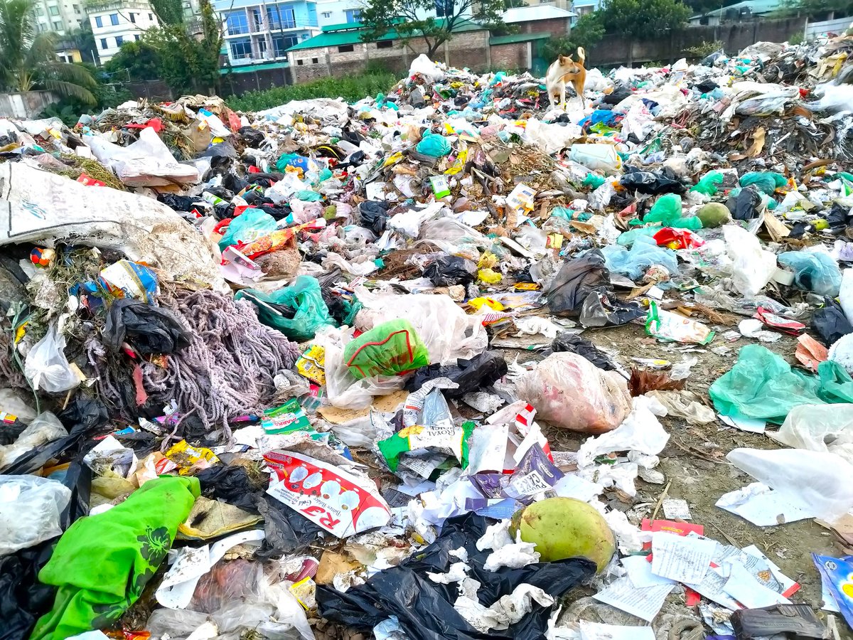 Climate_Allies's tweet image. A planet free from #plastic is not a dream — it’s a responsibility we must all share.

#ActOnPlastic
#PlasticFreeFuture
#ZeroWaste
#ThinkBeforeYouThrow
#GreenFuture 🌱