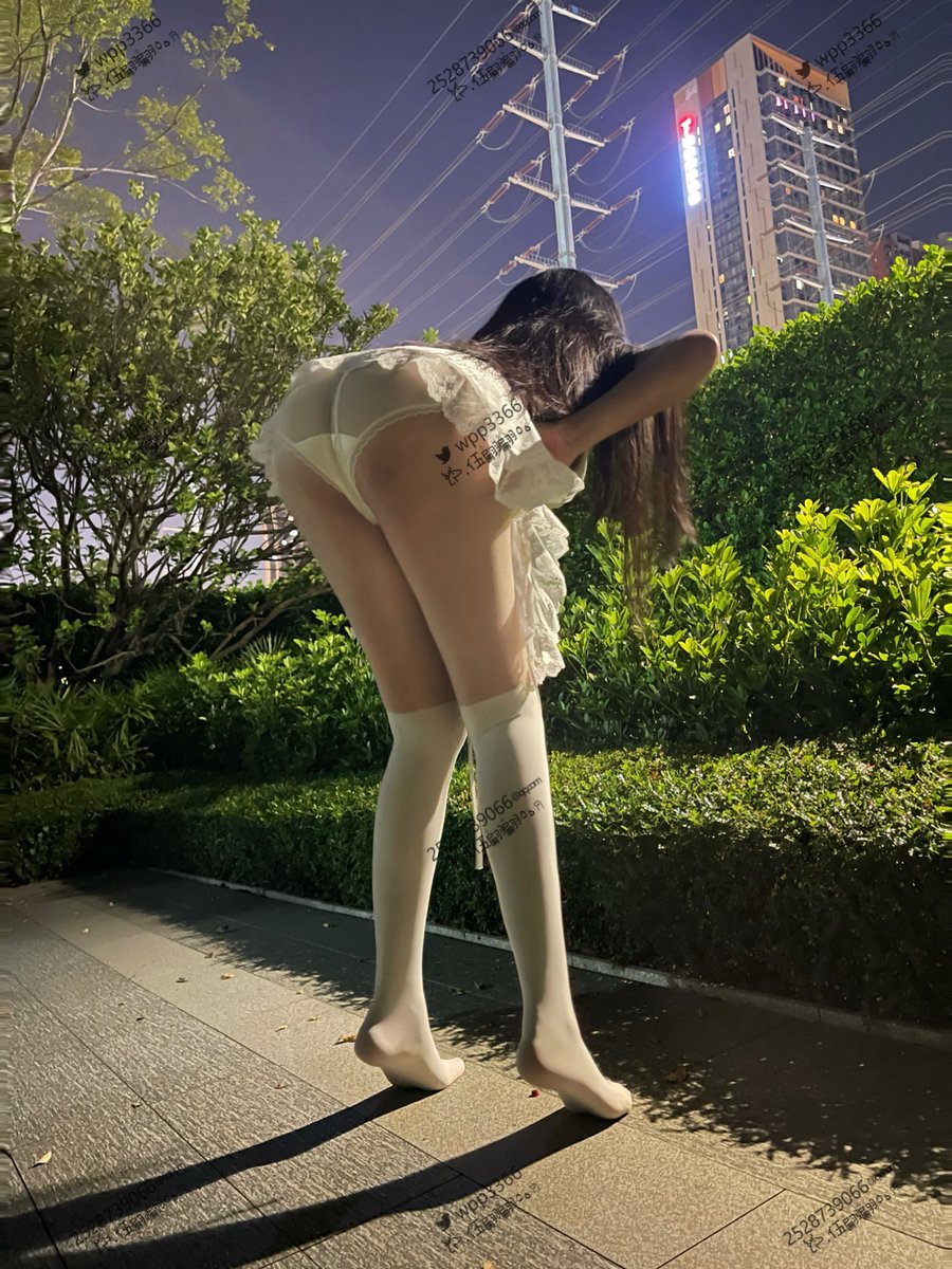 黄推福利内容 - 伍翩翩的精彩图片 福利姬伍翩翩分享的黄推图片2 - 网红私拍内容