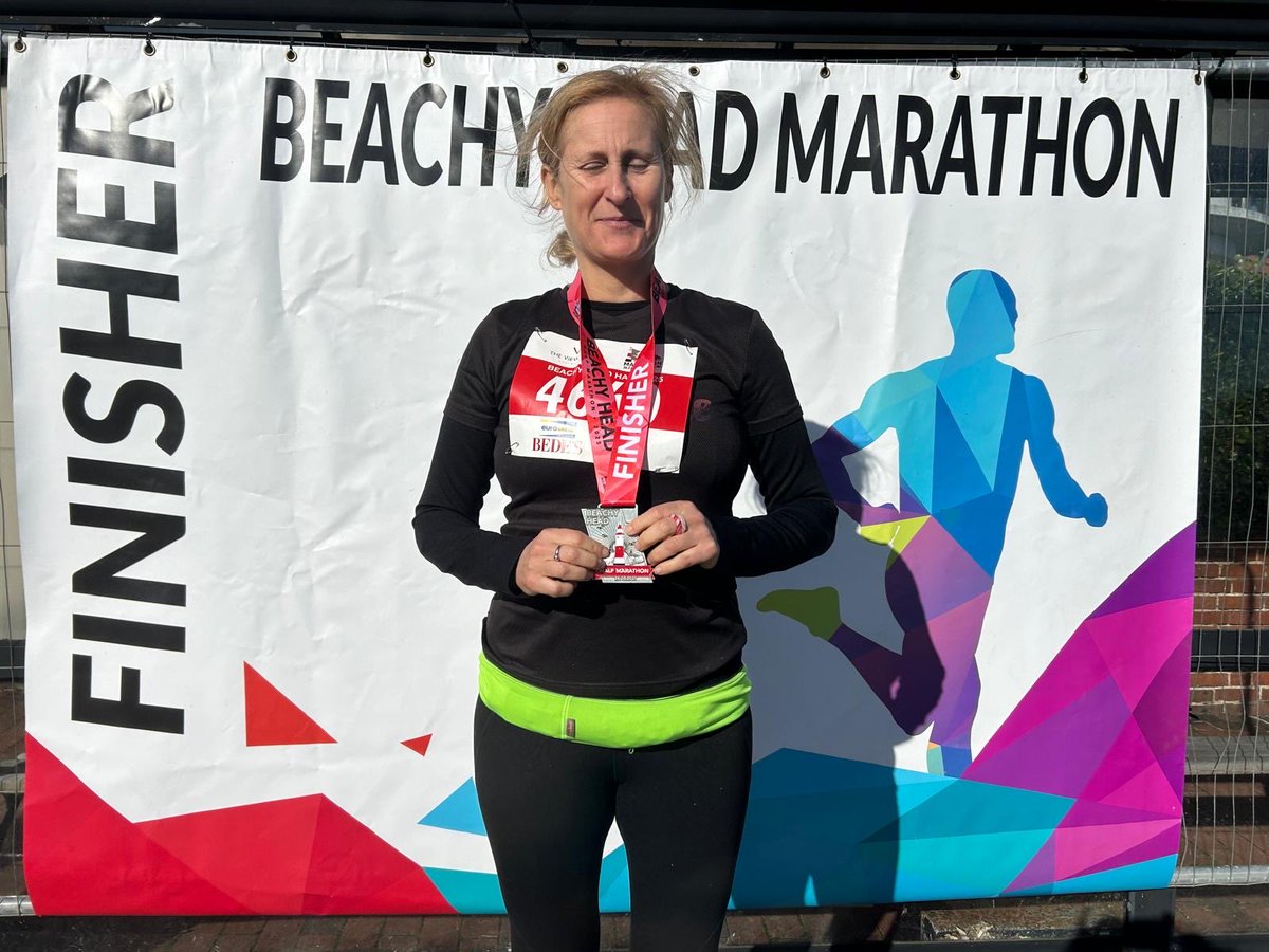 Huge effort at the weekend from Sasha &amp; her sister Joelle. Both completed the Beachy Head Half Marathon in splendid conditions.

#beachyheadhalfmarathon #beachyhead #run #running #forestrow #eastgrinstead #sussex #osteopath #osteopathy #southdowns #sitless #movemore