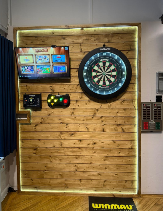 𝐈𝐧𝐭𝐞𝐫𝐚𝐜𝐭𝐢𝐯𝐞 𝐃𝐚𝐫𝐭𝐬 𝐈𝐧𝐬𝐭𝐚𝐥𝐥𝐚𝐭𝐢𝐨𝐧 🎯

We’ve just finished another exciting Interactive Darts installation for one of our clients in Berkshire!

Our systems are fully custom-built, professionally installed at no cost, and available on a fixed weekly