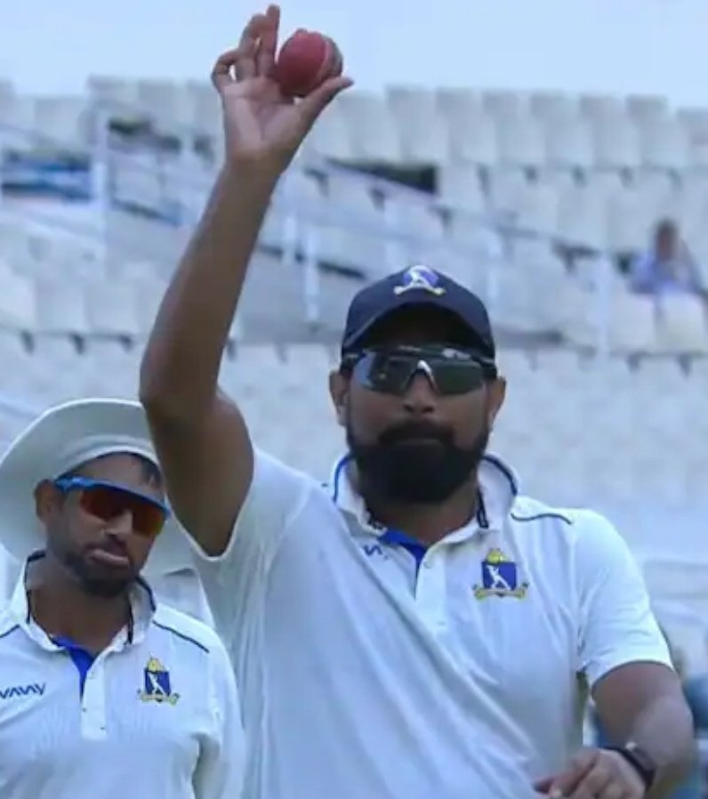 itzsecondself's tweet image. MOHAMMED SHAMI IN THIS RANJI TROPHY 2025:
- 3/37.
- 4/38.
- 3/44.
- 5/38.
- Highest Wickettaker for Bengal.
Mohammed Shami is just outstanding in both Matches in this Ranji so far - This is a statement from Shami with his performance.