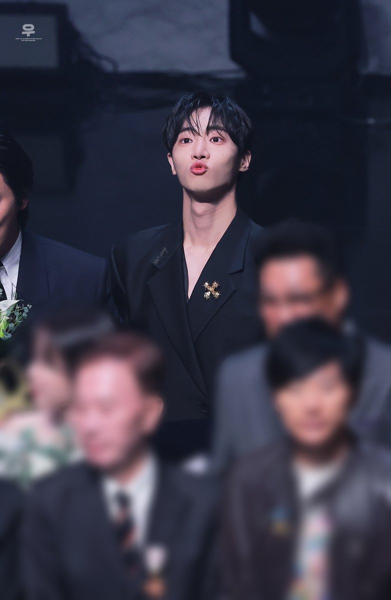 for_young0605's tweet photo. 군중 속 당당하게 애교 부리는 거 .. 너무 ㄱㅇㅇ.. 💕

251023 대중문화예술상 시상식 
#추영우 #CHOOYOUNGWOO https://t.co/DOeM6cLjZT