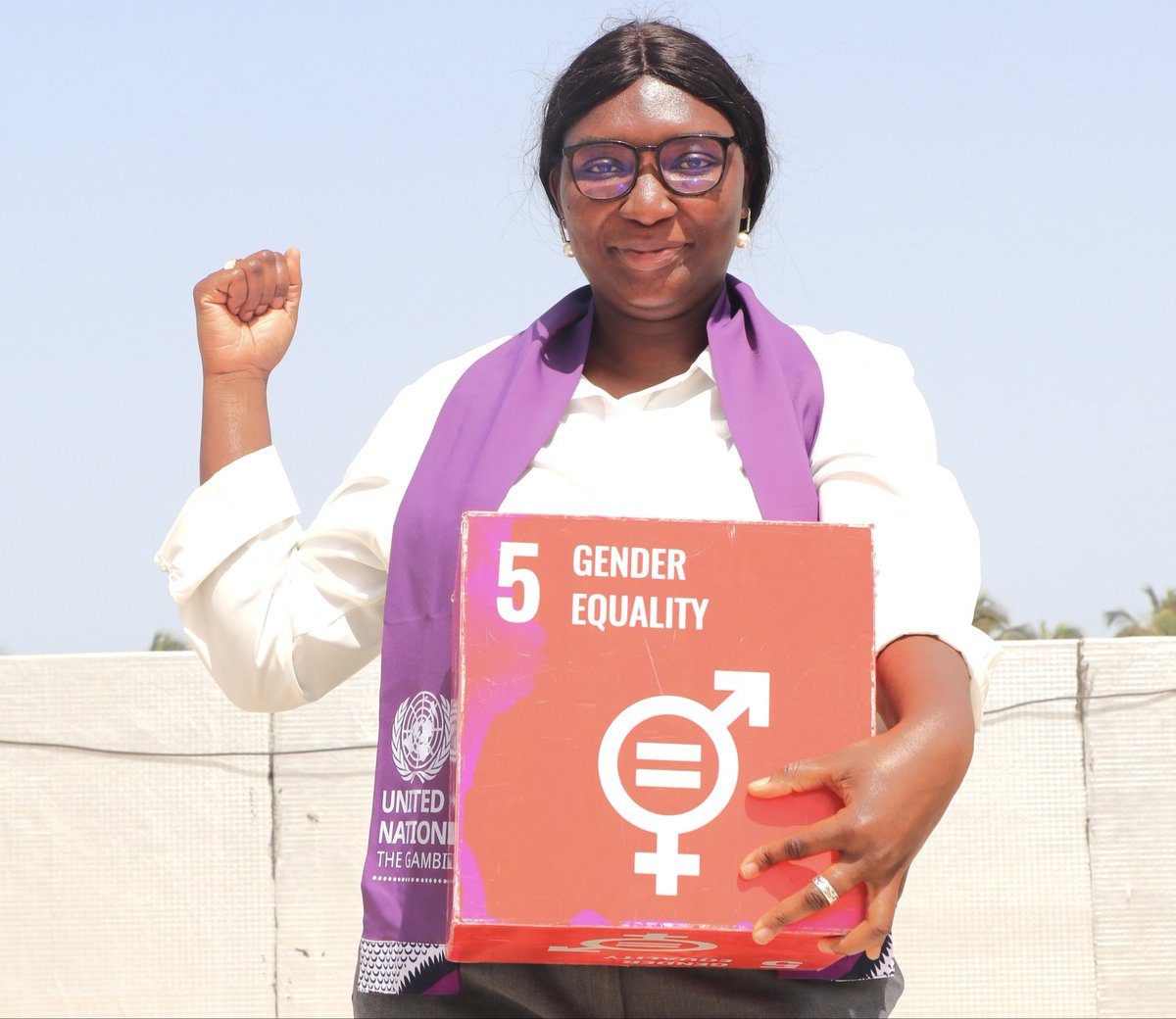 UNFPATheGambia's tweet photo. We can—and must—forge a gender-equal society💪🏾 
1️⃣ where every woman &amp; girl can⬇️

☑️Dream freely
☑️Live safely
☑️Lead boldly

#GenderEquality https://t.co/ck1tiG5aCE