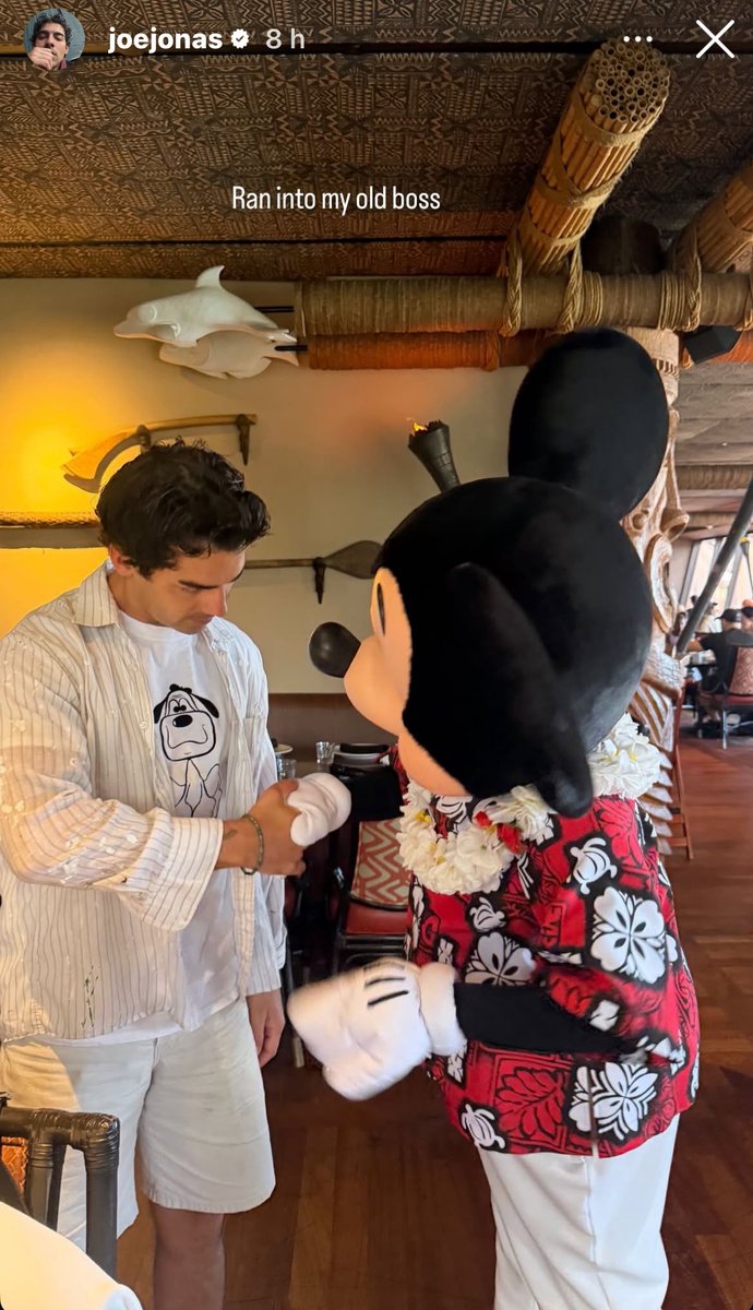 Marta | protecting Ghost 🫐 tweet media