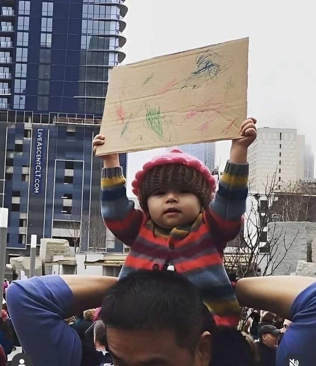 I totally agree with him. The country is not okay 😡
#free