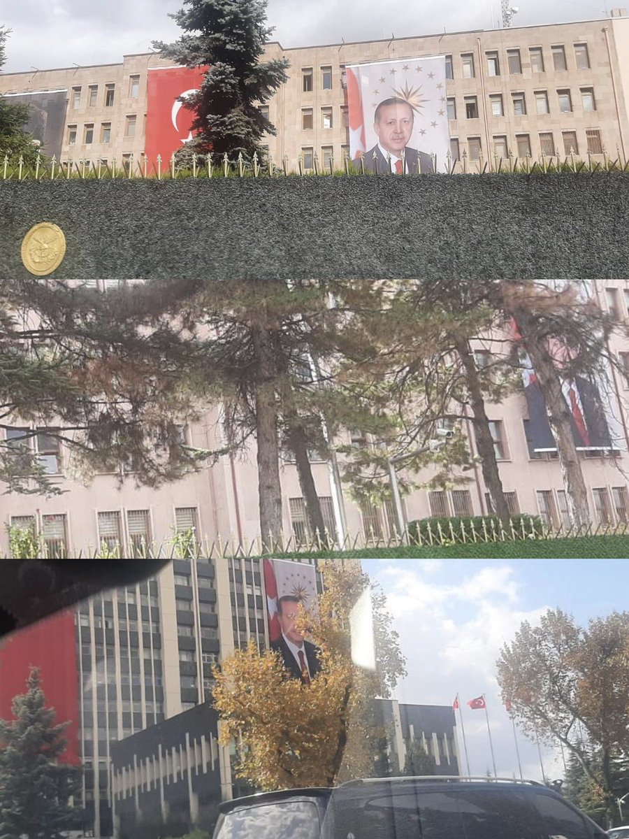 ajans_muhbir's tweet image. Gazeteci Müyesser Yıldız: “İlk kez bu yıl, Cumhuriyet Bayramı&apos;nda MSB, Genelkurmay Başkanlığı ve Kuvvet Komutanlıkları binalarına Türk Bayrağı ve Atatürk&apos;ün yanı sıra Erdoğan&apos;ın posteri de asıldı.”