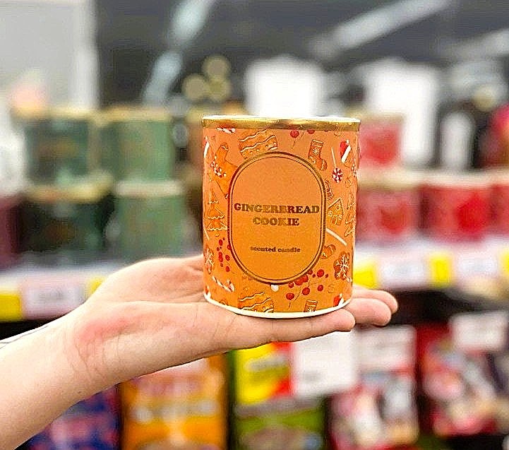 Poundstretcher1's tweet image. Bring the sweet smell of Christmas home with our new range of gingerbread cookie candles 😍

🕯️ Various sizes available
🕯️ Prices start from £3.99 each

 #newrange #candles #gingerbread
