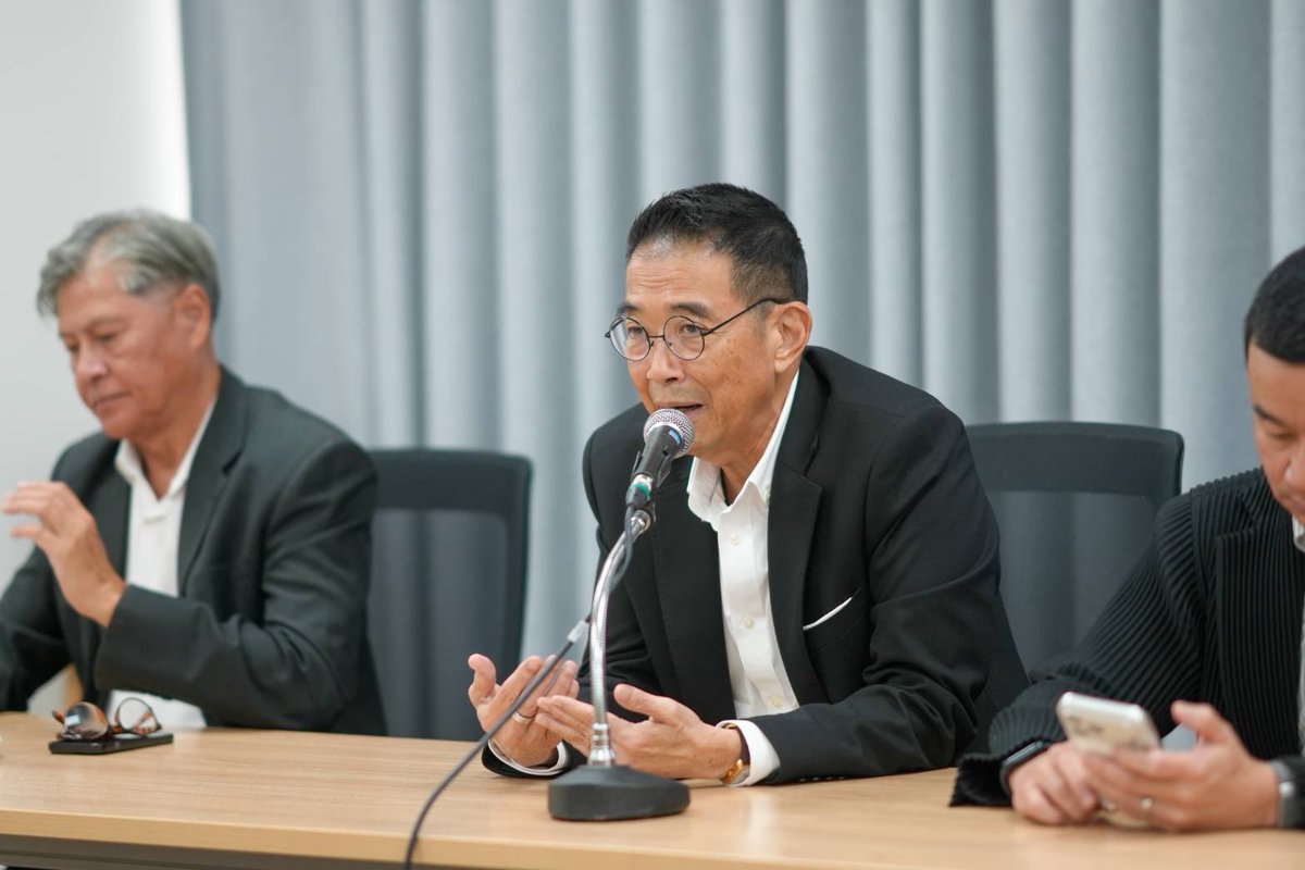 อย่ายอมให้ไทยเป็น ‘หมากตัวหนึ่ง’
แร่ ‘แรร์เอิร์ท’ และ การทูตเทคโนโลยี
สร้าง ‘สมดุล’ และ ‘โอกาส’

การลงนาม MOU ไทย–สหรัฐฯ ว่าด้วยความร่วมมือสำรวจและพัฒนา “แร่หายาก” (Rare Earths) คือสัญญาณเตือนให้ประเทศไทยต้องมองให้ไกลกว่าการเป็นเพียง “ผู้ให้ทรัพยากร”